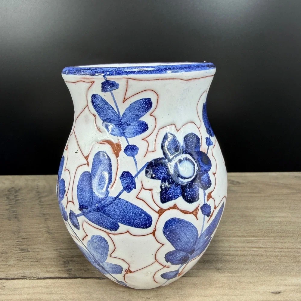 Vintage Made in Norway Blue White Floral‎ Ceramic Bud Vase Hand Painted 3.5 Inch
